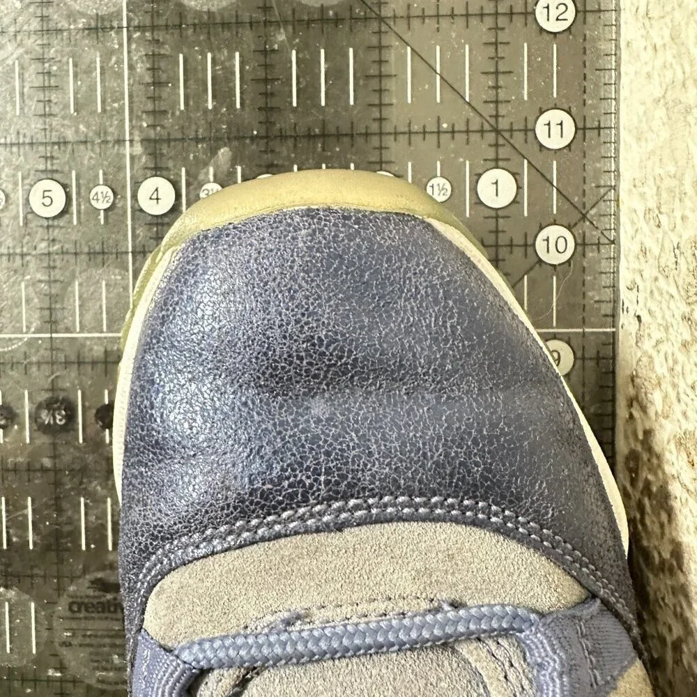 Nike Air Jordan 11 Retro Low Youth Size 6Y Women 7.5 580521-408 Blue Moon Shoes